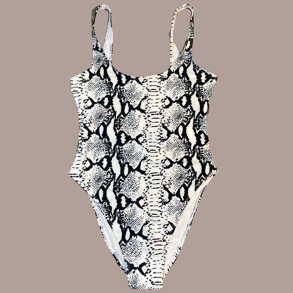 NWT Black & White Snake Print Swimsuit - Picture 1 of 11